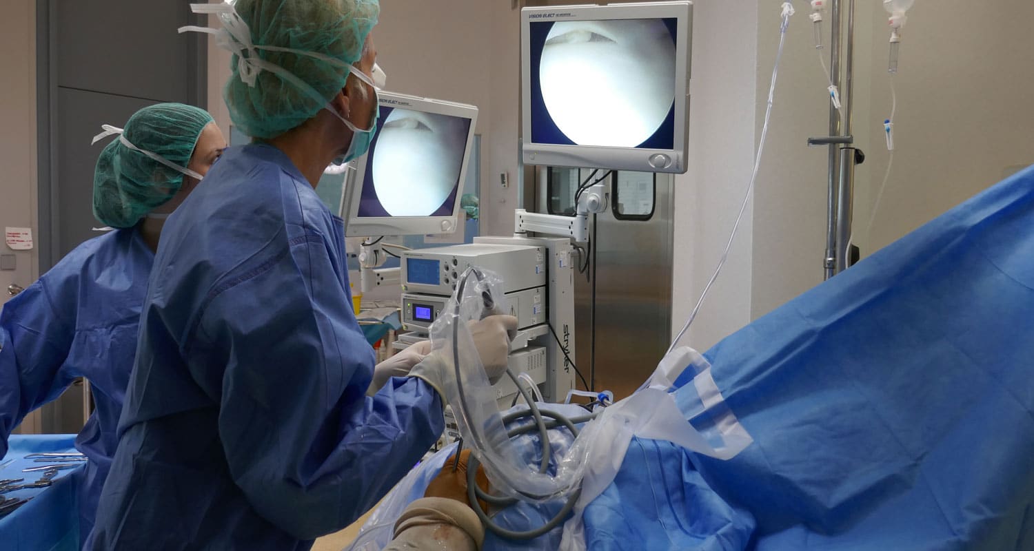 traumatologo y cirujano ortopedico en vigo.jpg